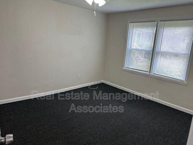 Foto del edificio - 720 W Taylor St
