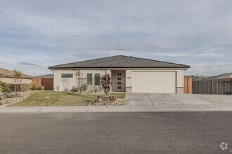 Building Photo - 1802 E Yant Flt Dr