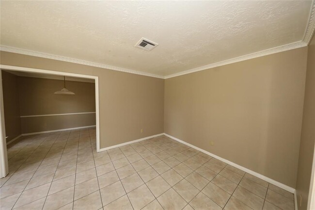 Foto del edificio - 9230 Stroud Dr