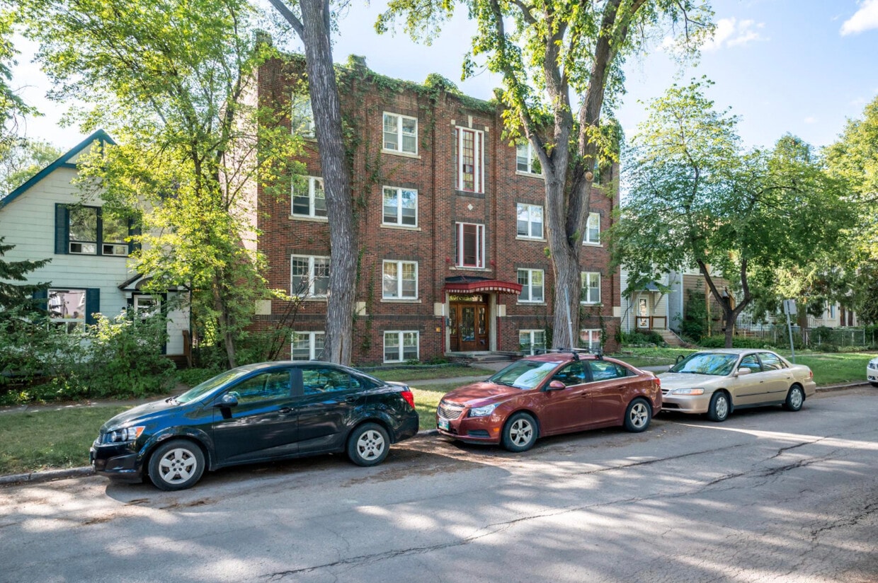 Building Photo - Greysolon Apartments