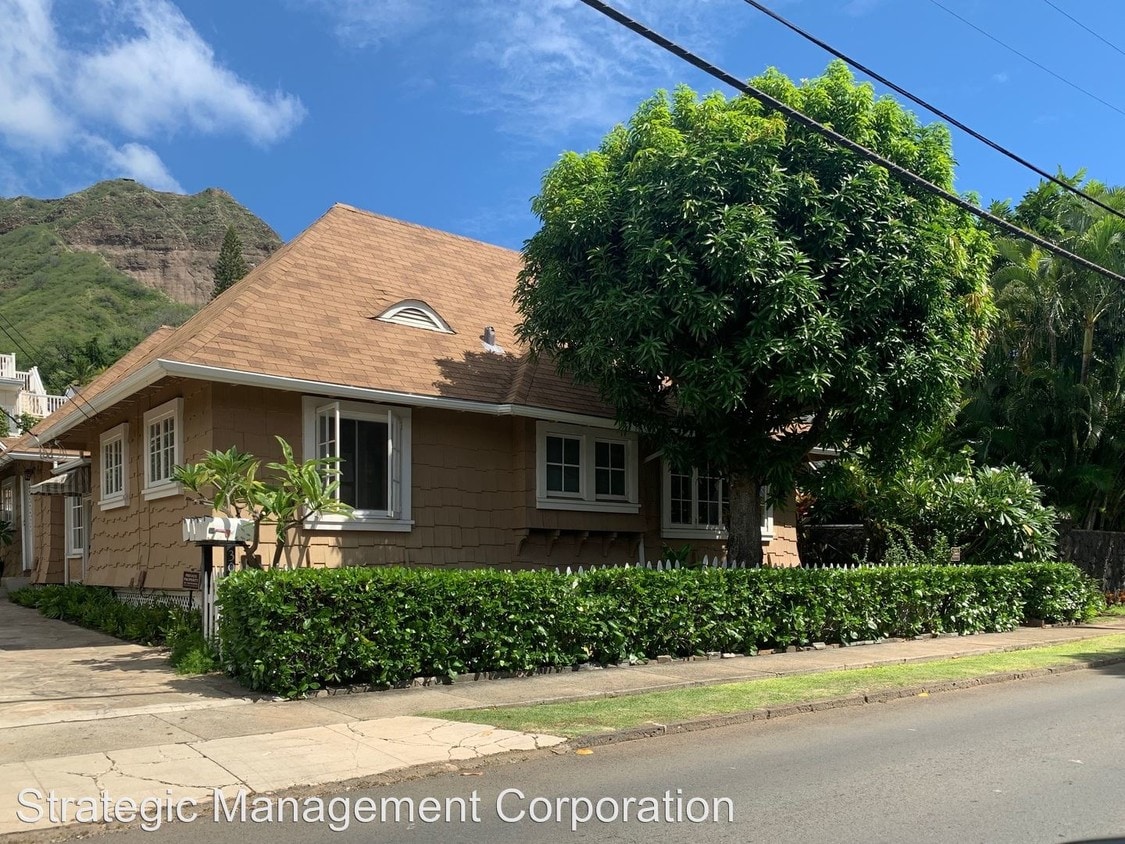 Primary Photo - 3040 Diamond Head Rd