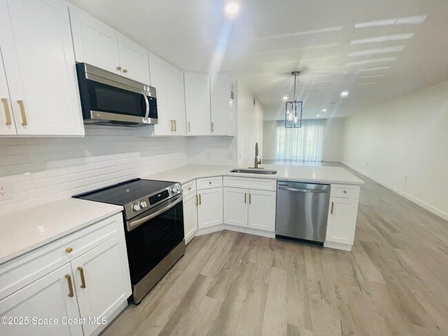 Building Photo - 1515 Huntington Ln
