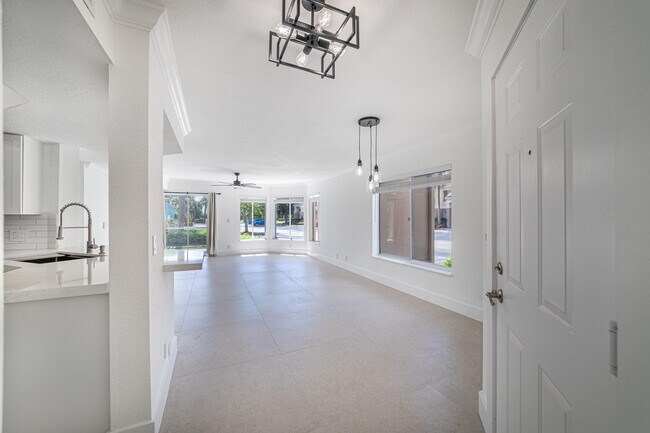 Foto del edificio - 815 Boynton Beach Blvd