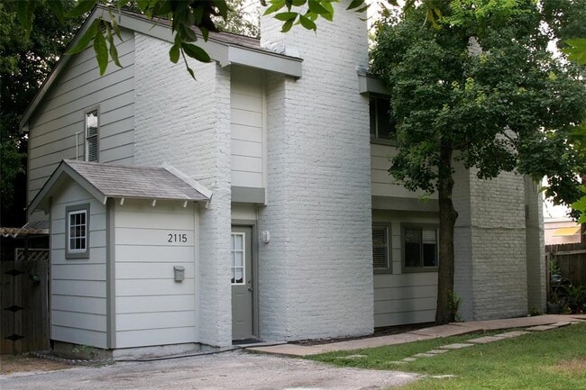 Building Photo - 2115 Oxford Ave