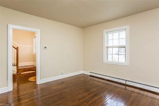 Photo - 210 Piez Ave House