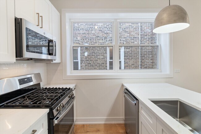 Foto del edificio - 839 N Rockwell St