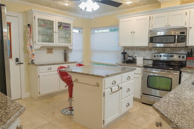 Foto del edificio - 10906 W Cove Harbor Dr