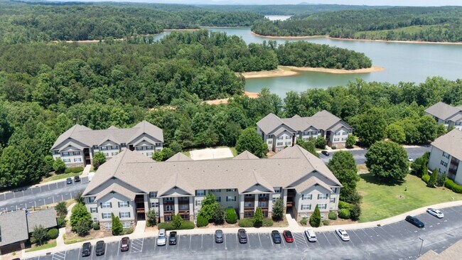 Building Photo - Renovated Condo in Harts Cove!