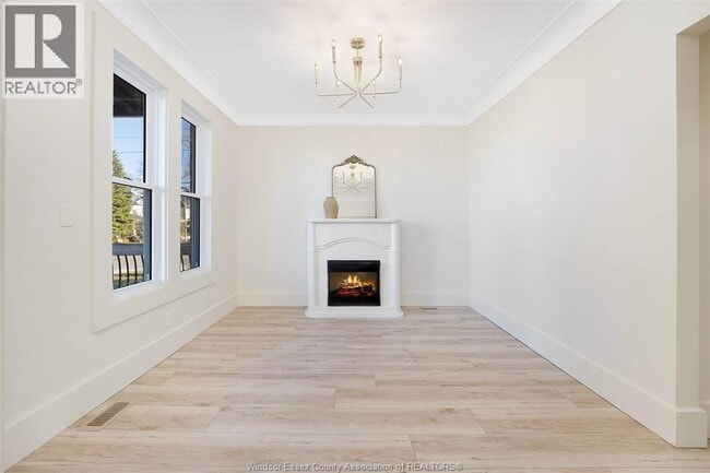 Building Photo - 785 HALL