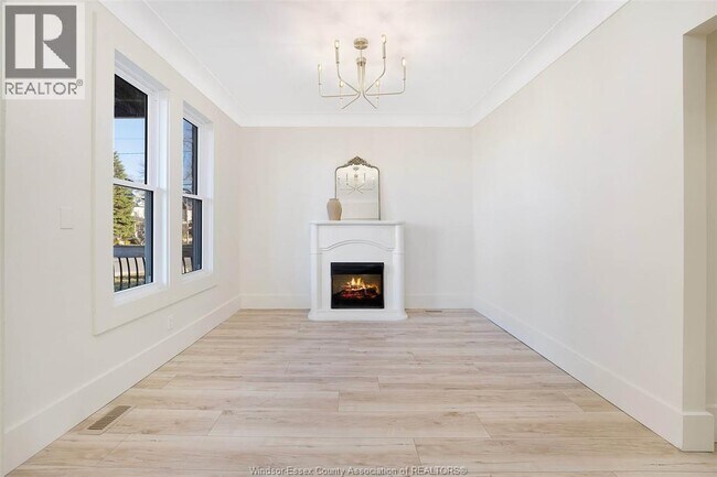 Photo du bâtiment - 785 HALL