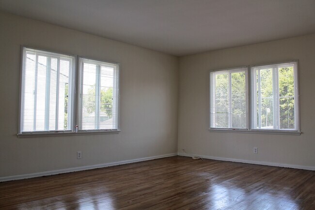 Foto del edificio - 3576 S Centinela Ave