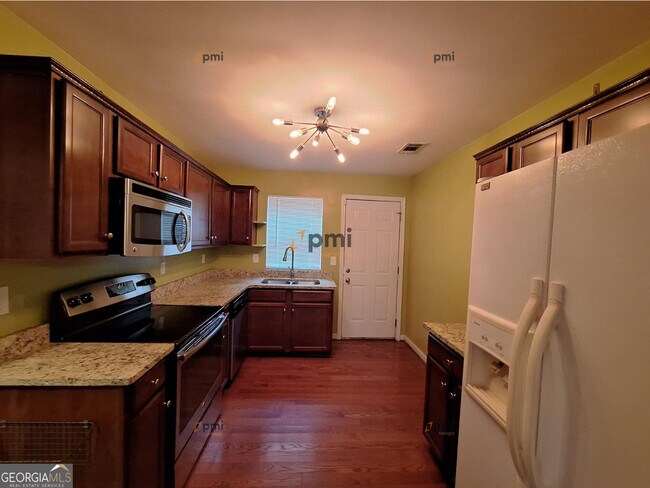 Foto del edificio - 1391 Lochland Rd SE