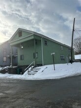 Building Photo - 100 Richardson Ave