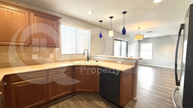 Foto del edificio - 12113 N 128th Ave