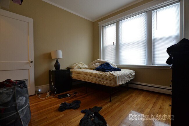 Foto del edificio - 1657 Commonwealth Ave