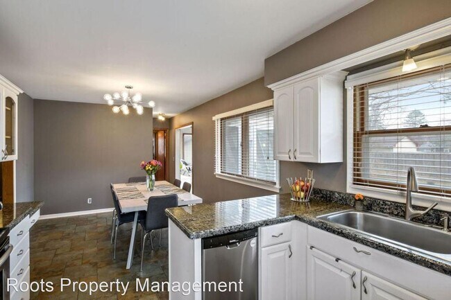 Building Photo - 4 br, 3 bath House - 7018 Girard Ave N