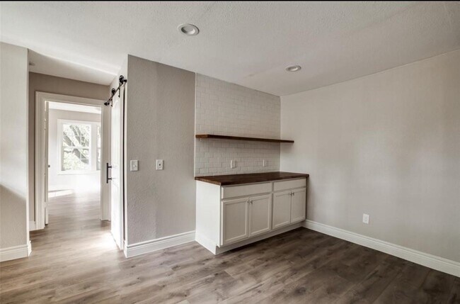 Foto del edificio - 7135 Avenue C