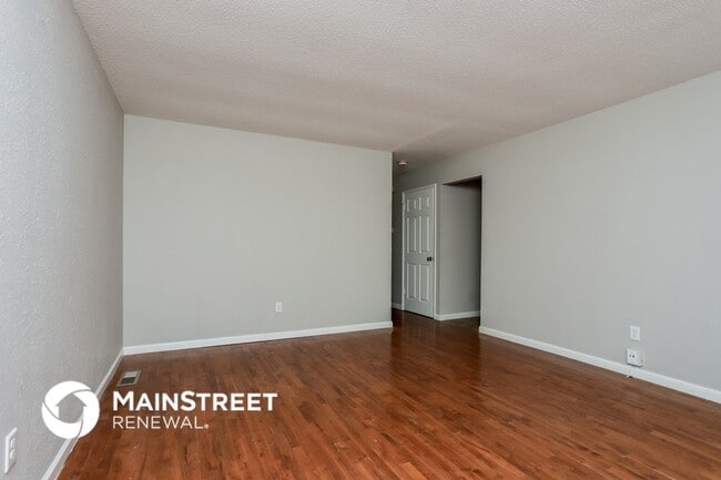 Building Photo - 3252 Yvette Ct
