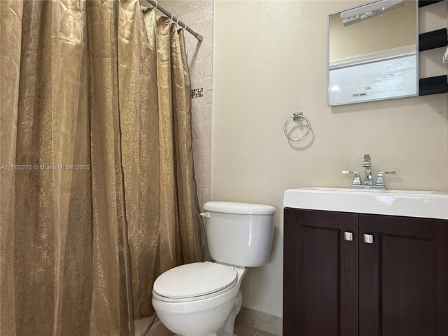 Foto del edificio - 1715 SW 102nd Ct