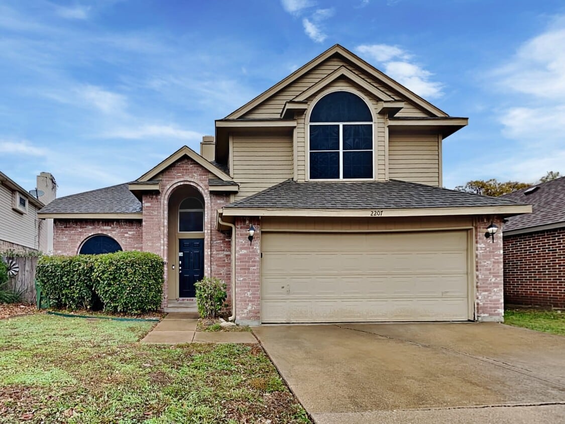 2207 Bennington Dr House Rental in Arlington, TX