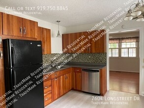 Building Photo - 7604 Longstreet Dr
