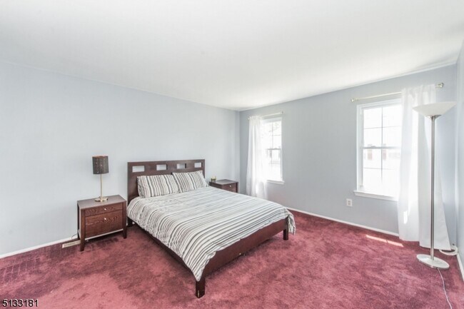 Building Photo - 846 Juniper Way