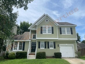 Building Photo - 537 Mountain Lake Dr