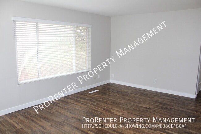 Foto del edificio - Updated 4 Bed, 2 Bath Ogden Home