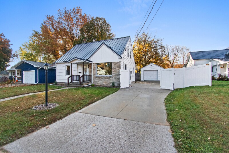 Foto principal - 504 W 1st St