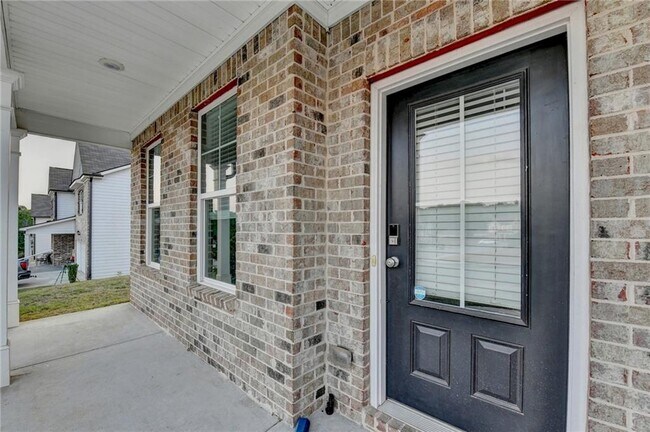 Building Photo - 461 Paxton LN