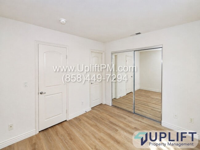 Building Photo - 7507 Jerez Ct