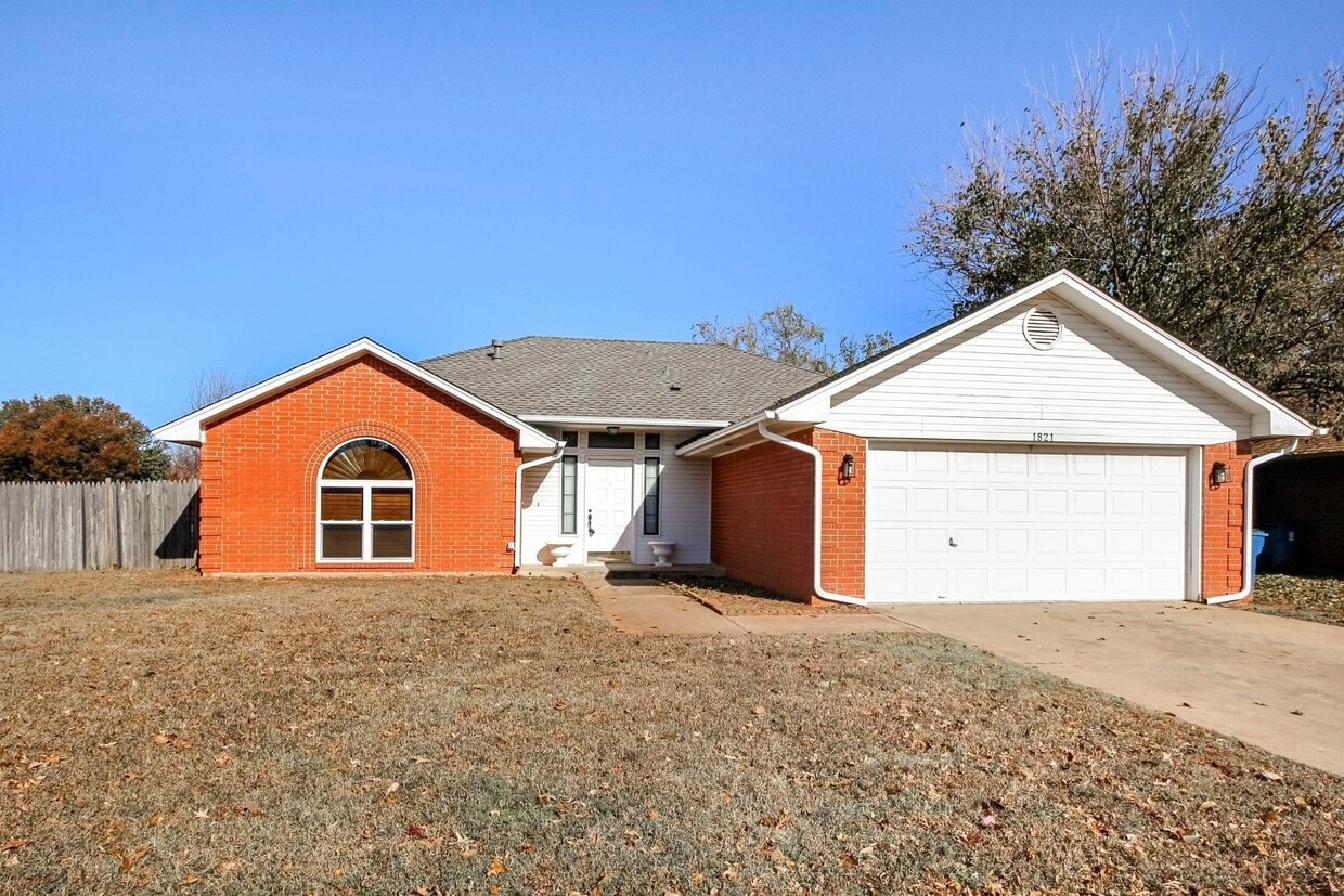 Primary Photo - Great 3 Bed, 2 Bath Home in Edmond