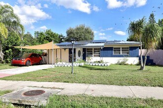 Building Photo - 4462 Brooksdale Dr