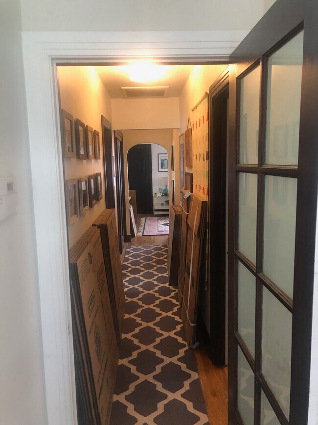 Foto del edificio - 3251 Hollydale Dr