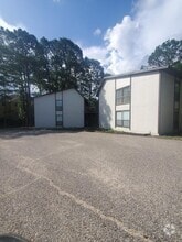 Building Photo - 337 Lewis St