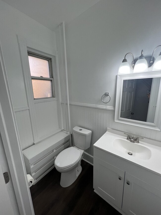 Building Photo - 1544 N 10th St