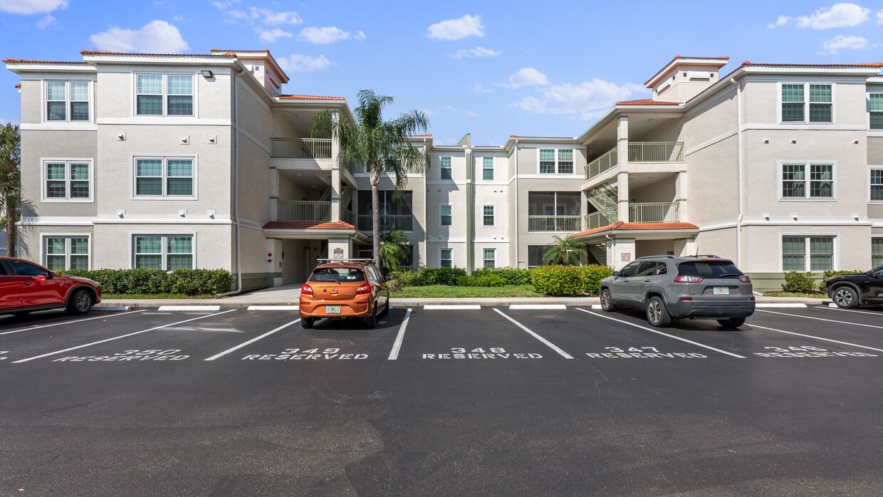 23540 Walden Center Dr Unit 23540 Walden Center Drive 206, Estero, FL