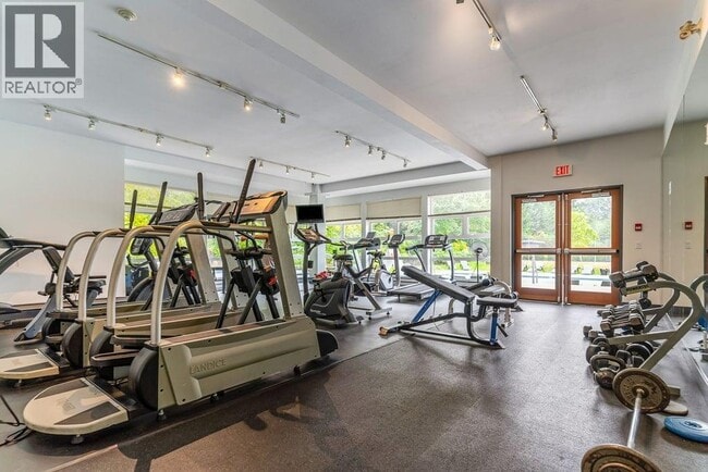 Photo du bâtiment - 801 KLAHANIE DRIVE 311