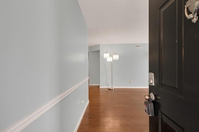 Building Photo - 1306 Natchez Trce