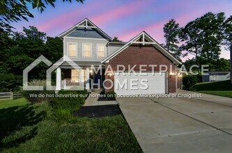 Building Photo - 10056 Meadowvista Ct