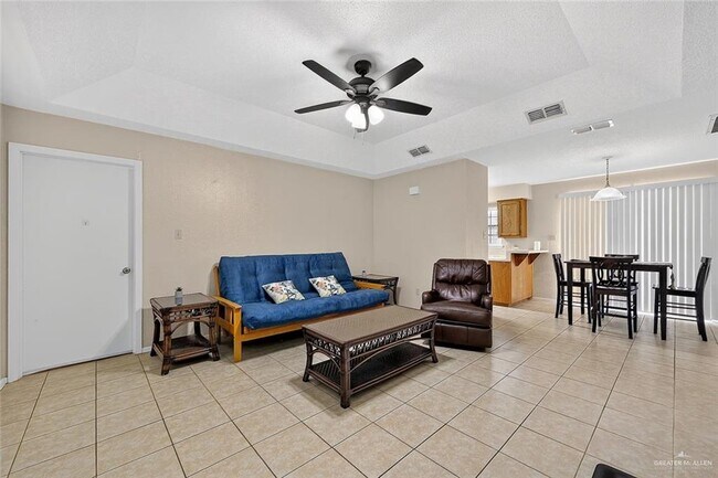 Building Photo - 1602 Avocet Ave W