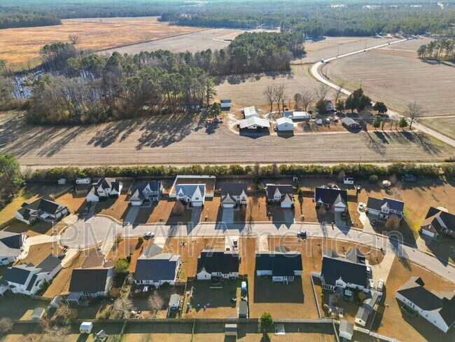 Foto del edificio - 212 Tadcaster Ct