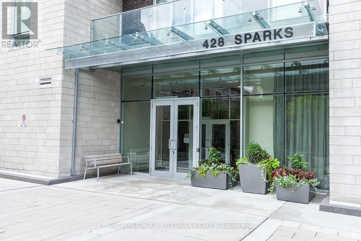 Photo principale - 428-428 Sparks St.