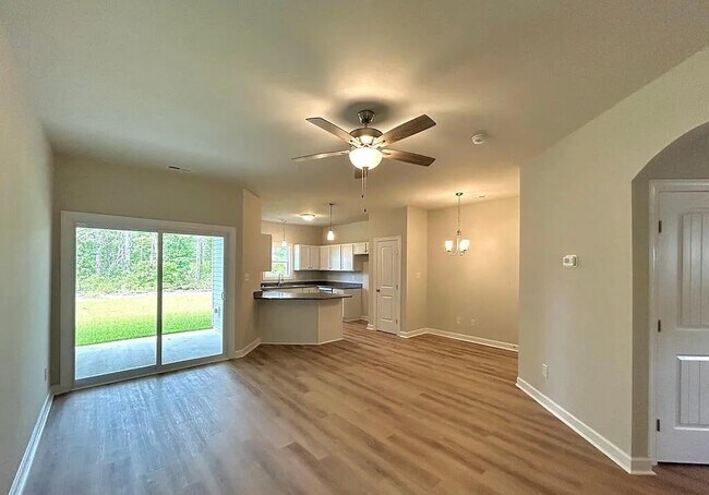 Building Photo - 111 Crab Claw Spit Ln