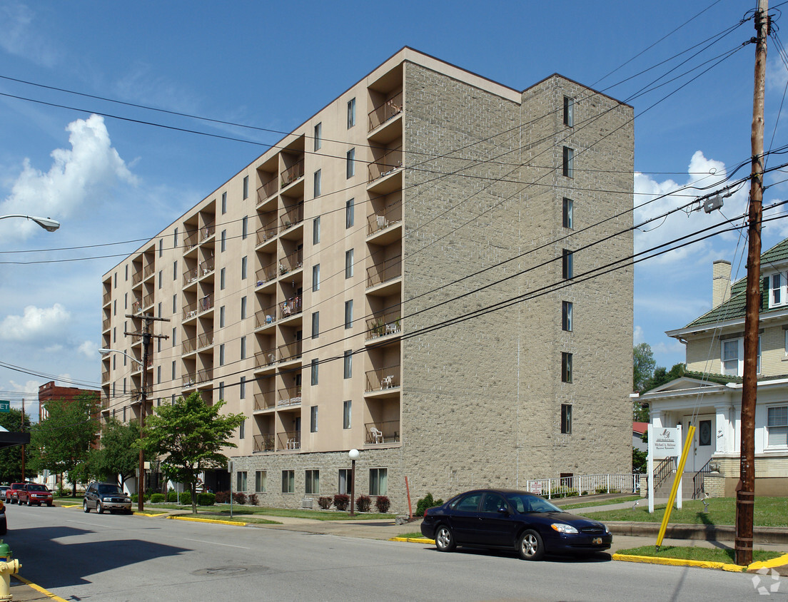 Primary Photo - Market Manor Apartments