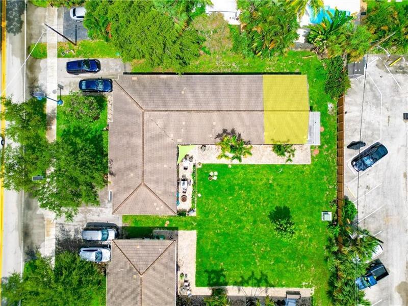 Foto principal - 2170 NE 44th St