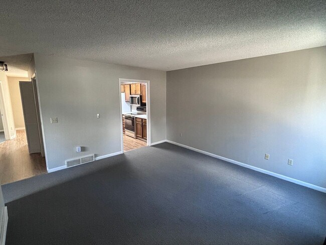 Foto del edificio - Duplex for rent!