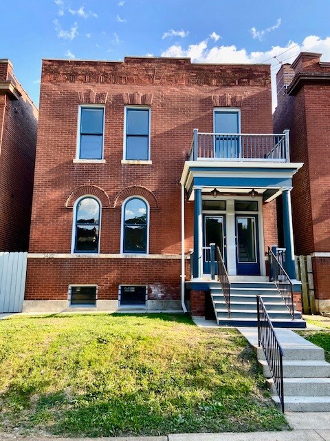 Building Photo - 3422 Utah St