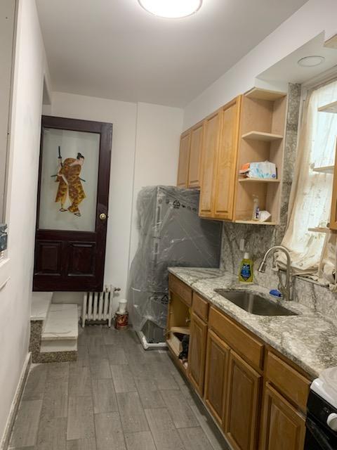 Foto del edificio - 1641 Castleton Ave