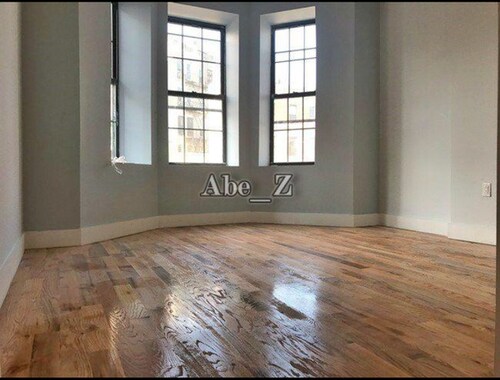 Building Photo - 1804 Saint Johns Pl